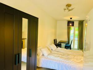 Cozy home with 3 single bed in Eslöv station