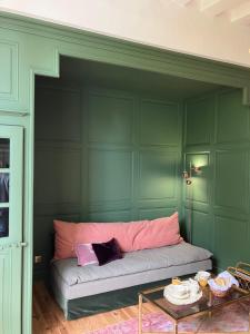 Maisons d'hotes Chambres d'hotes La Massonniere avec grand jardin - ideal familles, groupes et sejour nature - Sarthe : photos des chambres