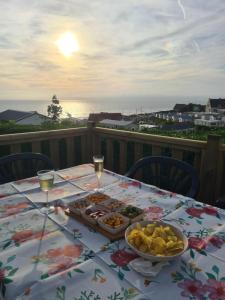 Campings Mobil-home Vue mer Piscine - Camping La Falaise Equihen-Plage - La Coquille d-Opale : photos des chambres