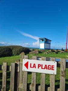 Campings Mobil-home Vue mer Piscine - Camping La Falaise Equihen-Plage - La Coquille d-Opale : photos des chambres