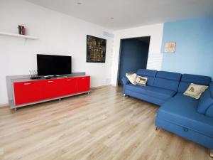 Bright Sky View Apartment