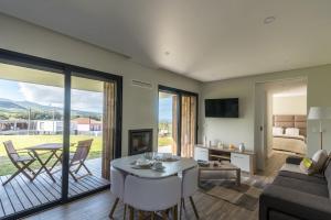 Vila Vicente Jacuzzi, Sauna and Parking