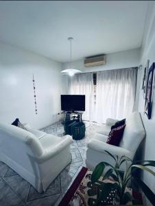 Alquilo departamento de 3 habitaciones para 5 personas