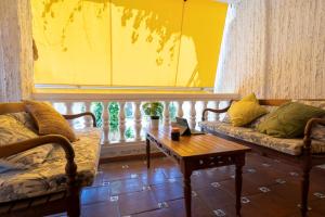 6Pax Rustic Peace Parking Varadero Beach Santa Pola