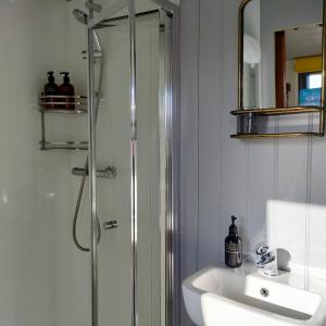 Dingle Way Glamping DANÚ Annascaul