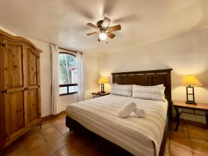 Puerto Nuevo Surf Casita las Palmas 1 BR with pool