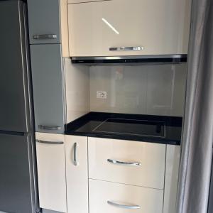 Dea`s Apartment Durres