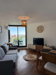 Moderno apto en Pocitos con piscina