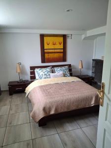 Appartements renove a neuf au rez de chausse de notre maison : photos des chambres