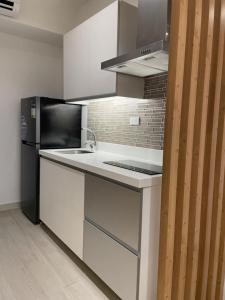 Supreme Luxury 2BR Condo - Azure Urban Resort Residences near Manila Airport