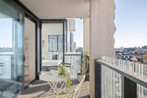 Ikebana Skies - CBD Fringe by Queen Victoria Market