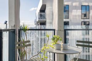 Ikebana Skies - CBD Fringe by Queen Victoria Market