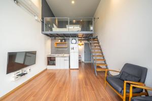 The Seolem Onsuswimmingpool Pension