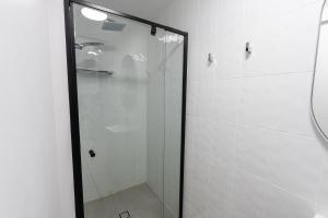 At The Beach - 50m to Main Beach