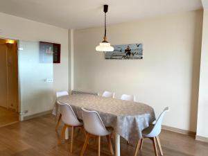 Apartment in Nieuwpoort with Sea Views