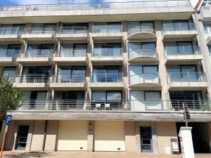 Apartment in Nieuwpoort near the Beach