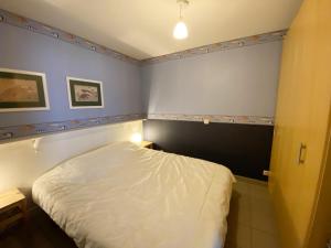 Apartment in Nieuwpoort with Ocean Views