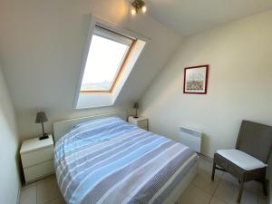 Apartment in Nieuwpoort by the Beach