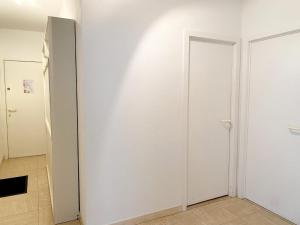 Penthouse in Nieuwpoort with Sea Views