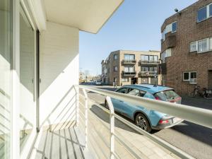 Apartment in Blankenberge near the Beach