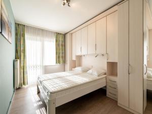 Apartment in Blankenberge with Sea Views