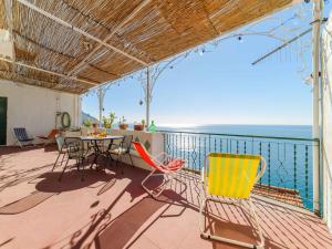 One-Bedroom Holiday Home