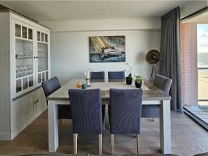 Apartment by North Sea with Ocean Views