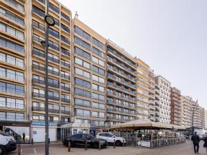 Apartment in Blankenberge with Sea View