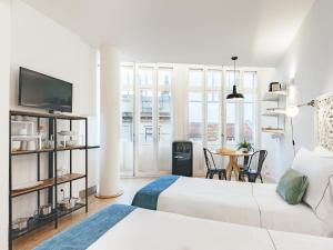Cozy Coastal Apartment with Terrace