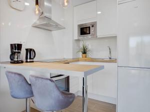 Apartment in Torremolinos near La Carihuela Beach