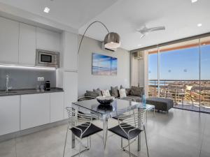 Apartment in Torremolinos near Bajondillo Beach