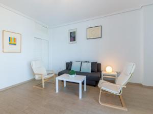 Apartment in Torremolinos near Playa Bajondillo