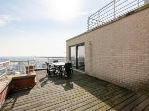 Studio Apartment at Zeedijk with Sea View