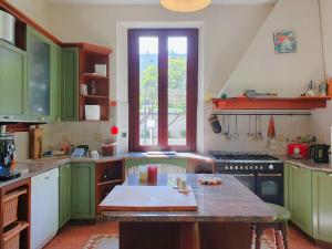 Elegant Villa with private garden in Castello