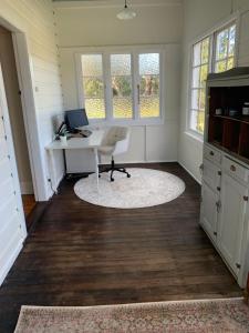 Country Cottage Charm