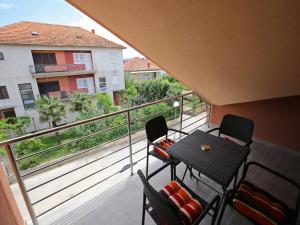 Apartments Kapetan - One Bedroom Apartment with Terrace