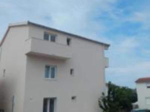 Apartment Megi - Two Bedroom Apartment with Balcony and Sea View