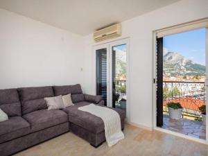 Apartment Adriatic Pearl - One Bedroom Apartment with Balcony and Sea View