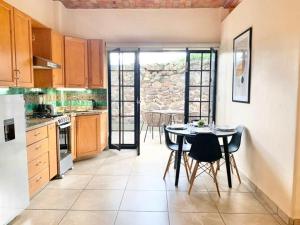 Ajijic Retreat Studio with Outdoor Salt Water Pool