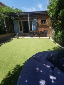 Studio jardin privatif 300m de la plage