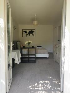 Studio jardin privatif 300m de la plage