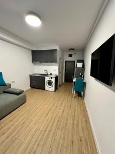 Sunny Studio