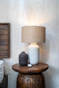 Nawasena Villa B - Earthy Luxury Villa, Walk to Beach in Pererenan