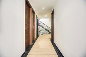 Collection O Amritsar Near Railway Station