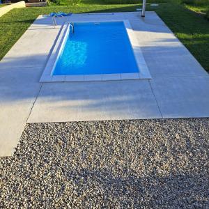 Apartments Bukor with seasonal pool