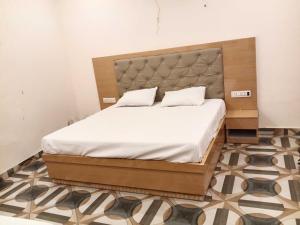 Hotel O Ayodhya Deluxe