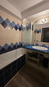 Grand T3 climatisé à Saint Raphaël Valescure