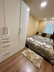 Rózsa Apartman Dombori