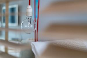 Lindego Park Comfy Studio by BookingHost