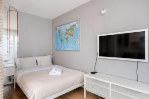 Lindego Park Comfy Studio by BookingHost